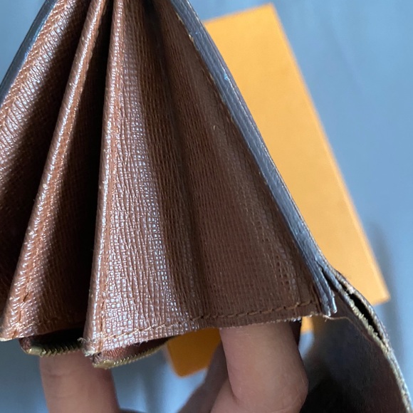 Louis Vuitton sarah wallet - Picture 6 of 11